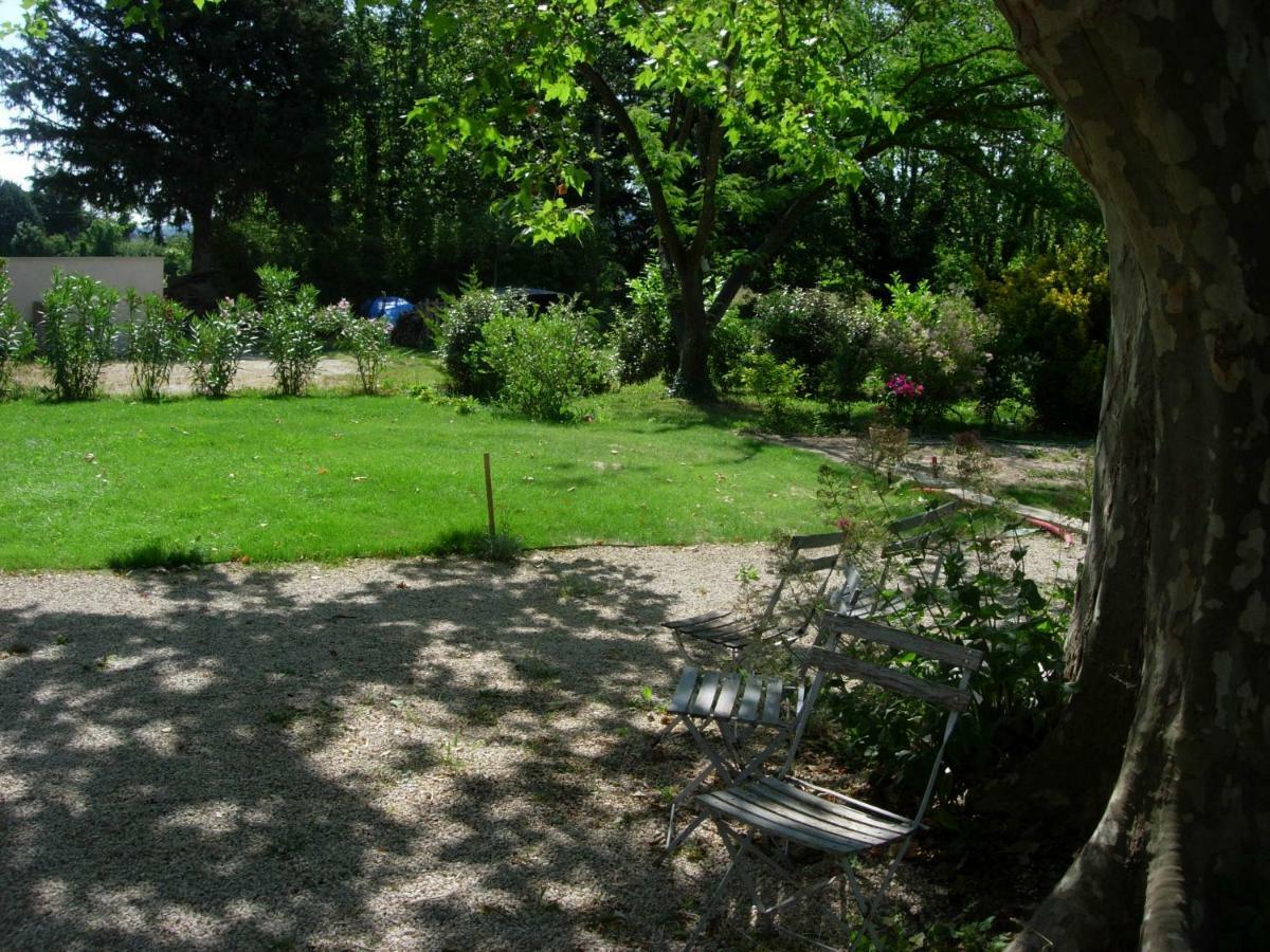 Mas De Karlotte Villa Pernes-les-Fontaines Exterior photo